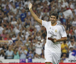 FOTO: Bernabeu is Raul nog niet vergeten