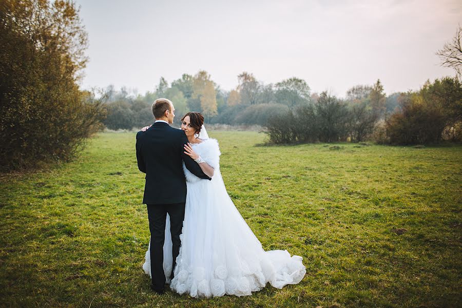 Fotógrafo de casamento Sergey Denisenko (yanekdot). Foto de 12 de novembro 2015