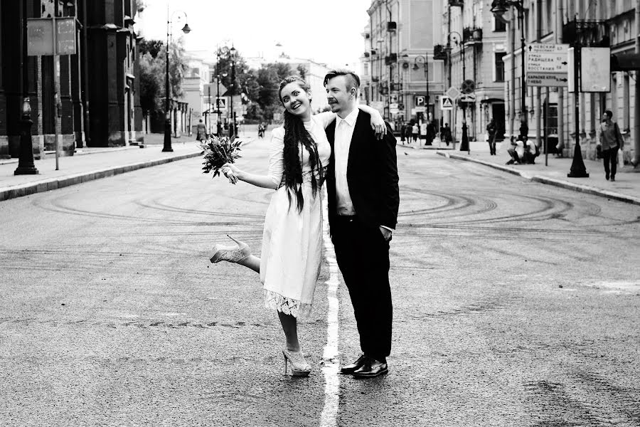 Nhiếp ảnh gia ảnh cưới Yana Bulgakova (yankefamssen). Ảnh của 1 tháng 9 2016
