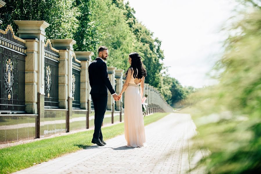 Fotograful de nuntă Dmitriy Yurash (luxphotocomua). Fotografia din 6 septembrie 2018