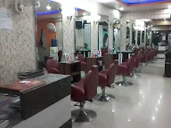 Prince N Roses Unisex Salon photo 1