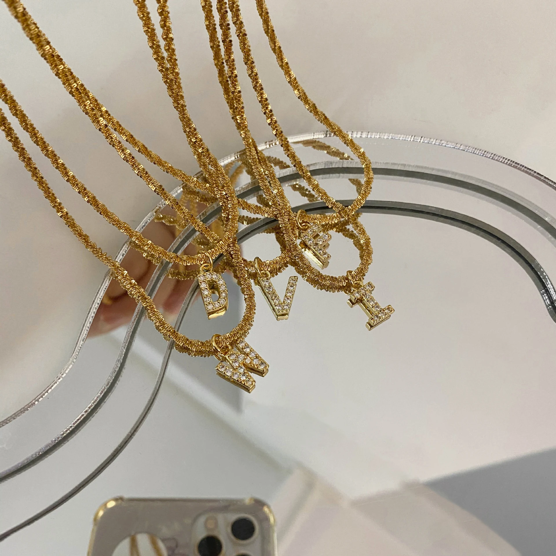 Title 27, Titanium stalen sprankelende ketting voor dames...