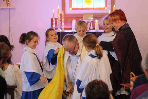 Bishop gets coped by the CGS children