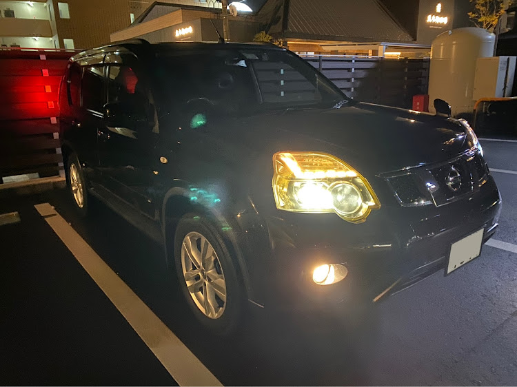 エクストレイルの無加工スマホ撮り・車検・相棒おかえり！・秋に関するカスタム事例の投稿画像1枚目