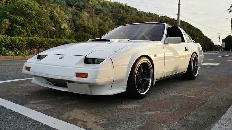 フェアレディZの夕陽に染まるZ31・510Zさんリクエスト・白黒画像に関するカスタム事例の投稿画像2枚目