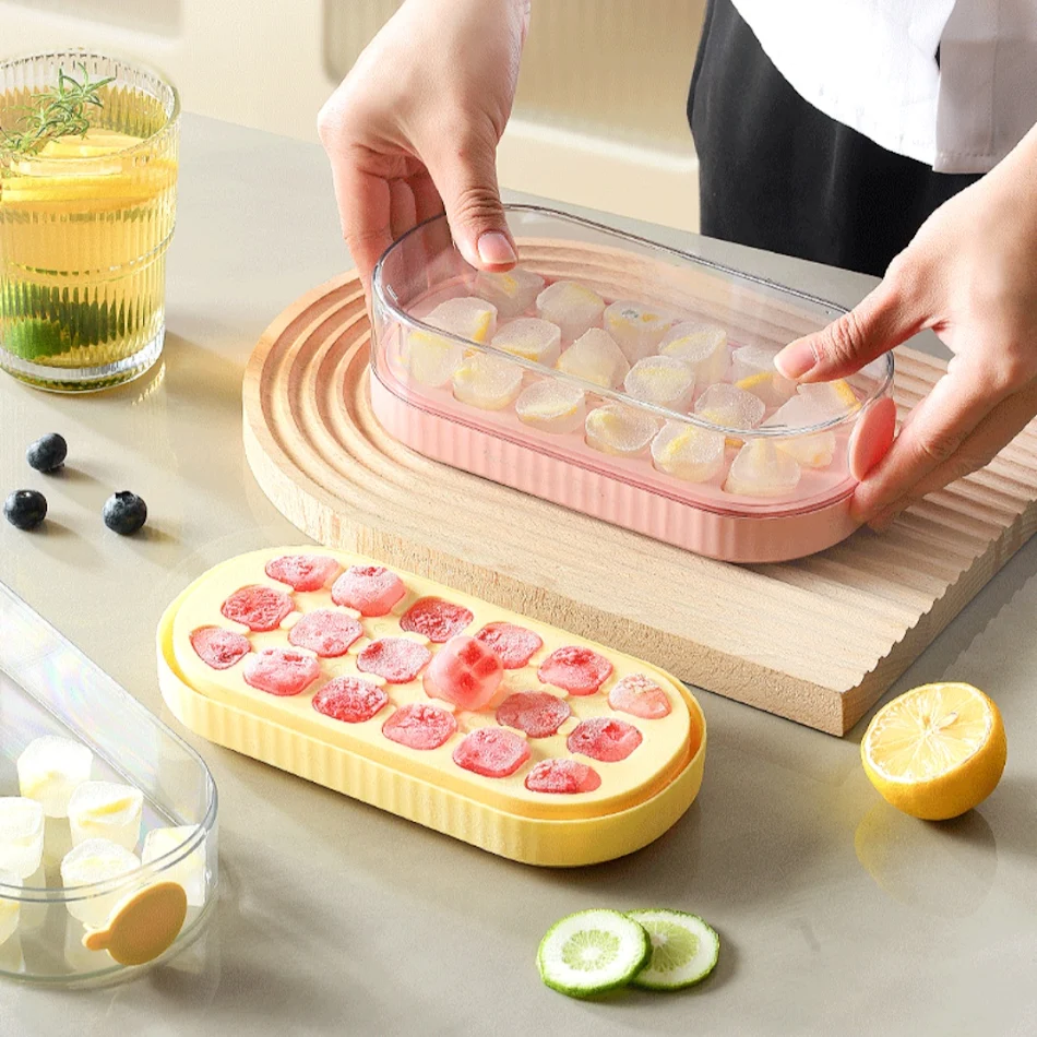 Moule à glaçons en silicone alimentaire, pour presser, facile à démouler et réutilisable, idéal pour rafraîchir vos boissons.