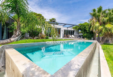 House with pool and terrace 1