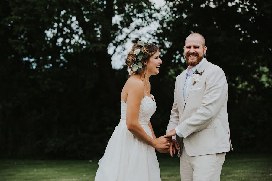 Fotografo di matrimoni Courtney Pike (barephotography). Foto del 5 giugno 2019