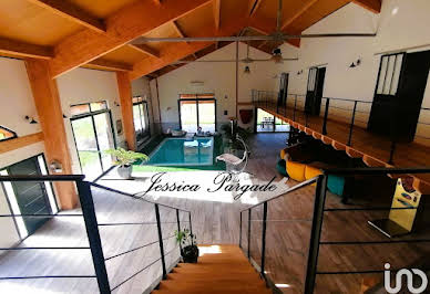 Maison avec piscine et terrasse 4