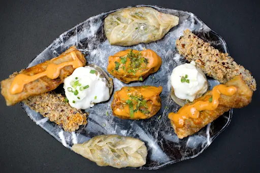 Chicken Momos Platter [10 Pieces]