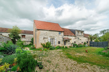 maison à Noyers (89)