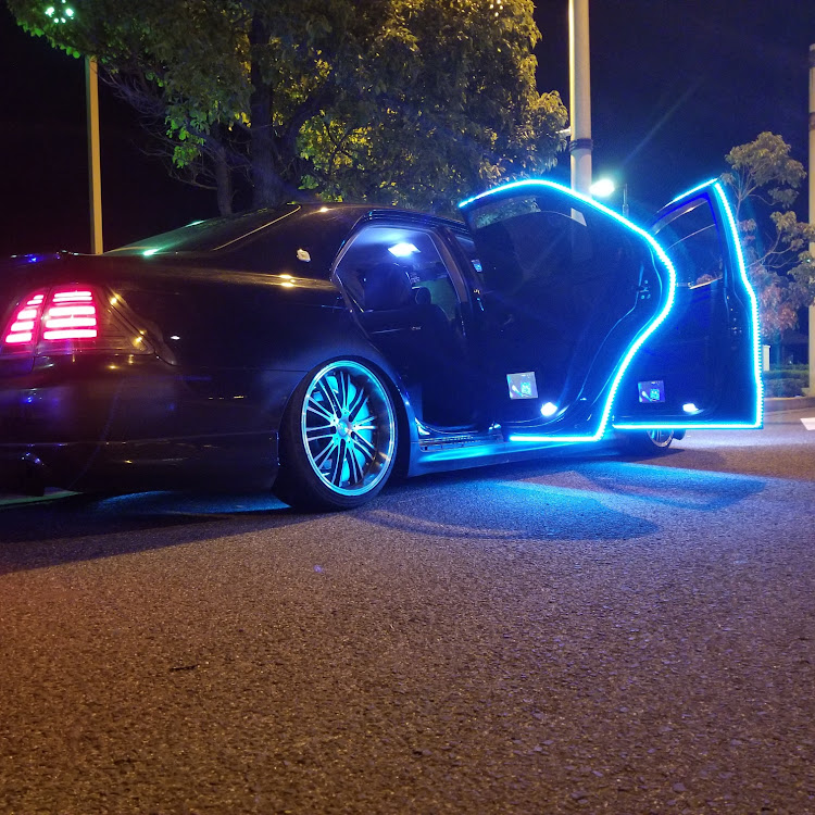 クラウンアスリートのDIY・ドライブ・LED自作・レッドメモリーに関するカスタム事例の投稿画像3枚目