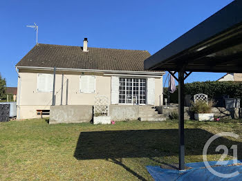 maison à La Guerche-sur-l'Aubois (18)