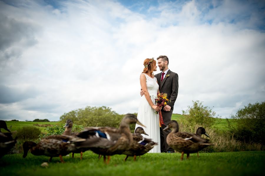 Wedding photographer Simon Kearsley (creativecamera). Photo of 9 November 2017