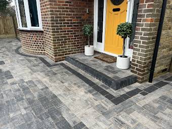 Barleystone driveway 60mm paving album cover