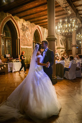 Fotógrafo de casamento Oksana Lopatko (smeyer). Foto de 1 de dezembro 2019