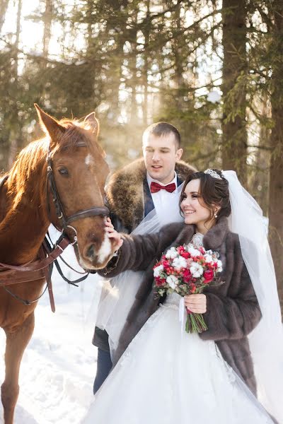 Wedding photographer Ekaterina Rusinova (rusinka). Photo of 27 April 2017