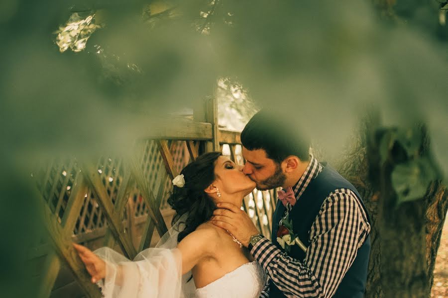 Fotógrafo de casamento Roman Serezhechkin (serezhechkin). Foto de 7 de setembro 2016