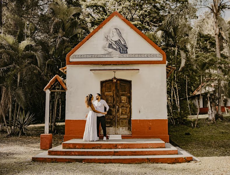 ช่างภาพงานแต่งงาน Leticia Tosan (leticiatosan) ภาพเมื่อ 19 มีนาคม 2022