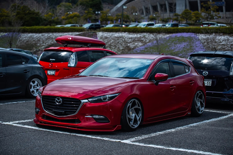 アクセラスポーツのミーティング・stance・マツダに関するカスタム事例の投稿画像7枚目