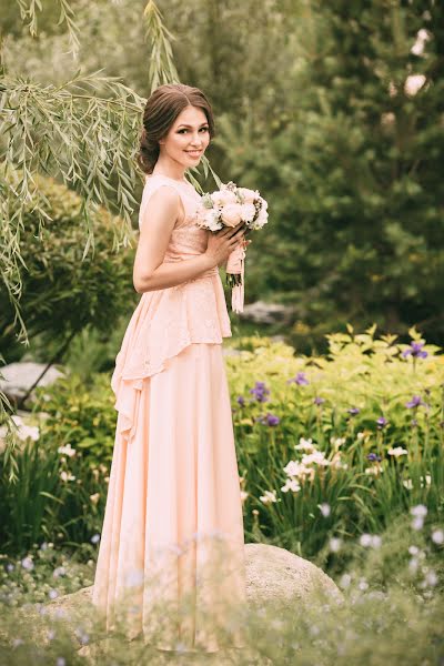 Photographe de mariage Olga Kontuzorova (ollizorro). Photo du 1 juillet 2017