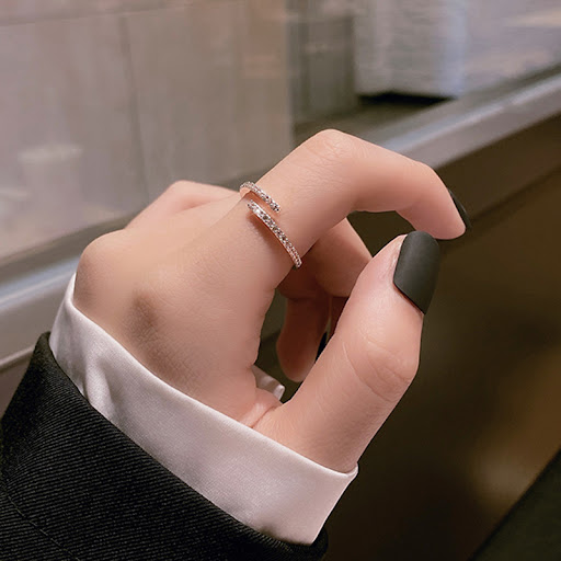 Title 3, Womens Fashion Exquisite Index Finger Ring. En...