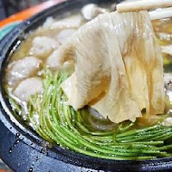食藝石頭火鍋(民權店)