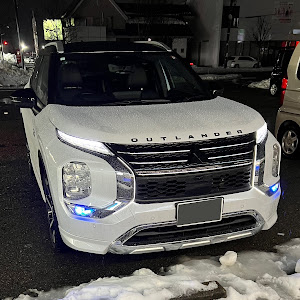 アウトランダーPHEV GN0W