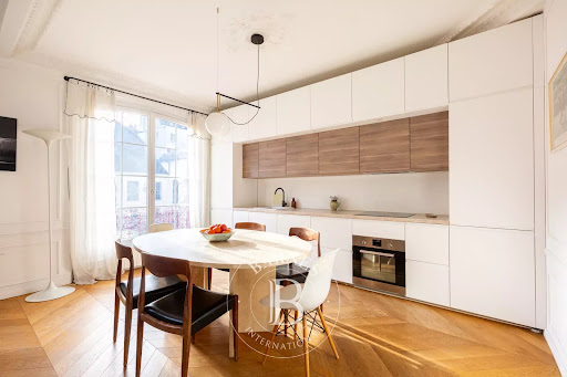 Apartment 5