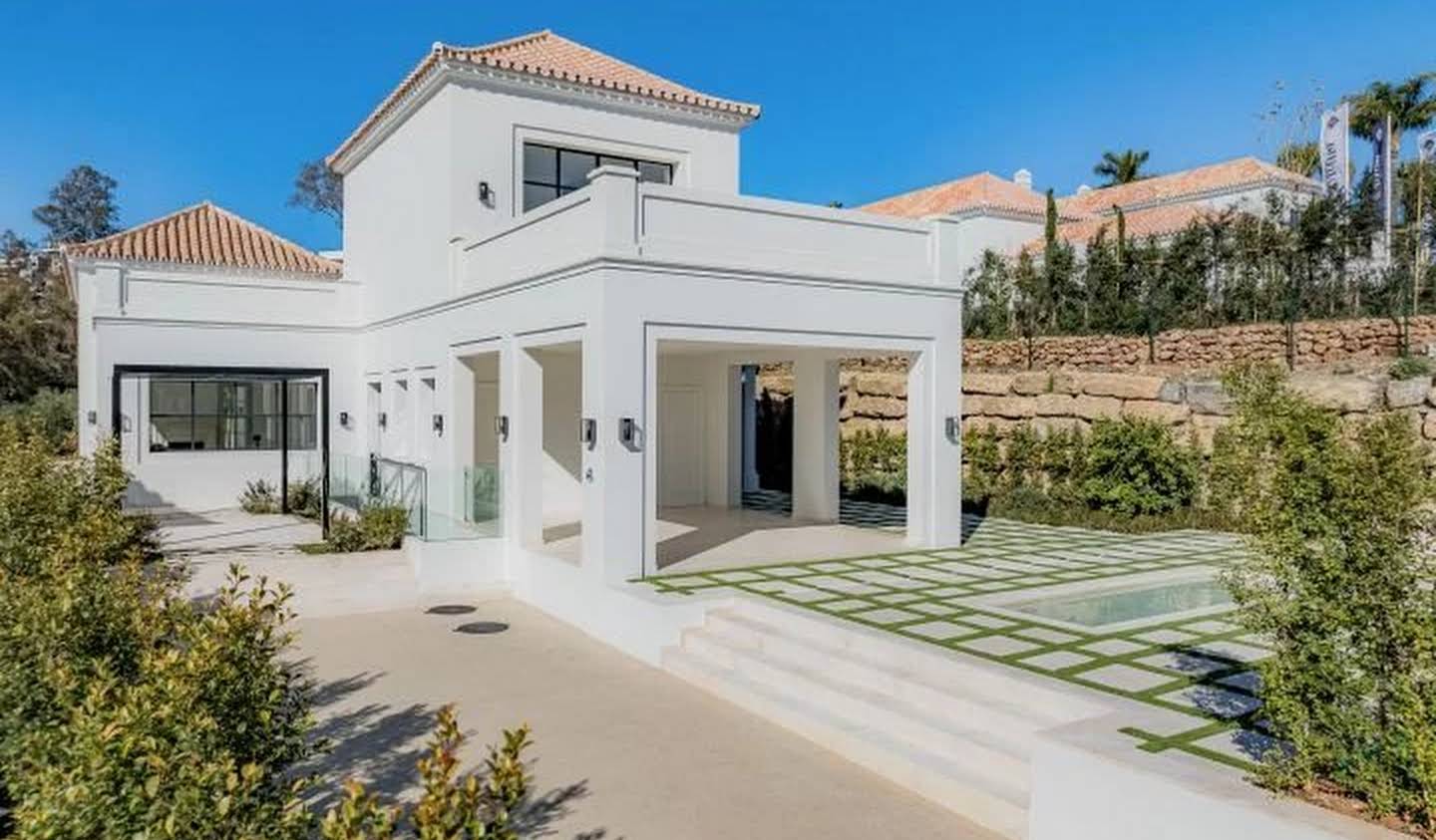 Villa with garden and terrace Marbella