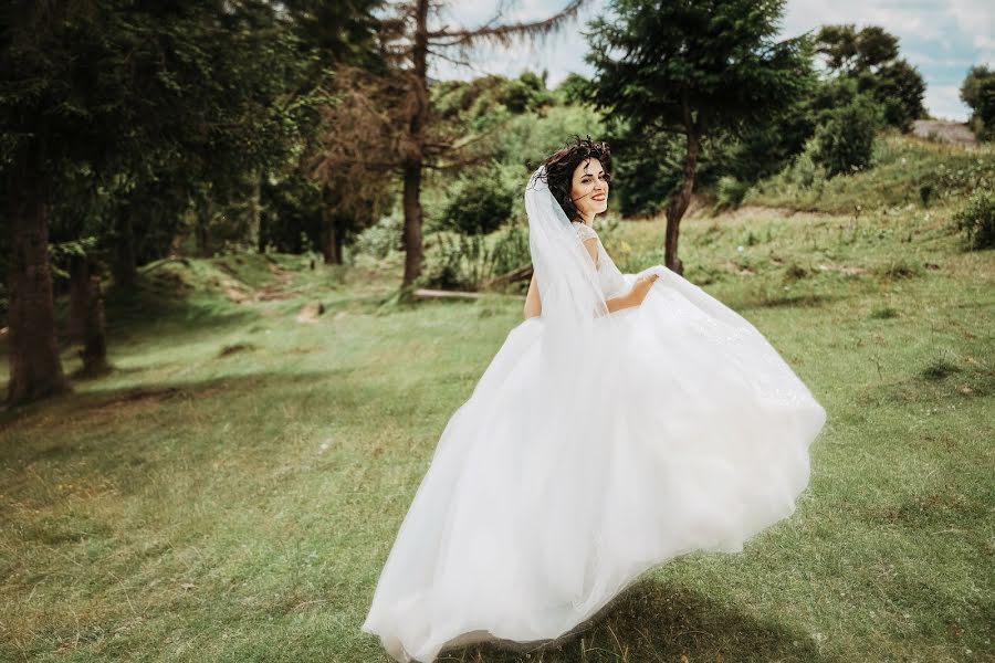 Wedding photographer Volodymyr Yakovliev (yakovliev). Photo of 27 February 2021