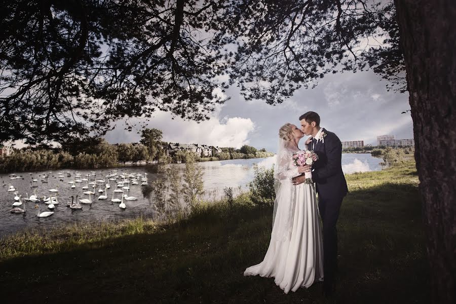 Fotógrafo de casamento Vlad Saverchenko (saverchenko). Foto de 26 de julho 2017