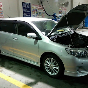 カローラフィールダー ZRE142G