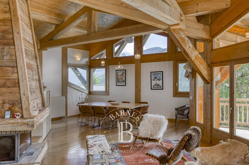 Chalet with panoramic view 5