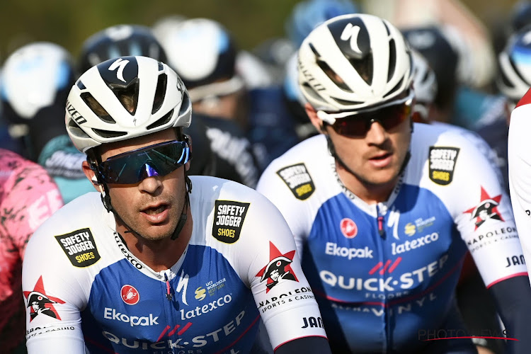 🎥 Afscheid bij Quick-Step: Keisse reed laatste wegkoers als prof, emotionele omhelzing tussen Stijn Steels en Cav