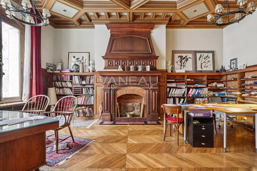Private mansion 1