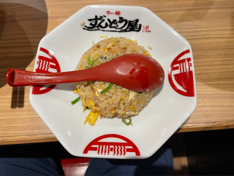 コペンのコペンGR・コペン・ラーメン・アルビーオン・ずんどう屋に関するカスタム事例の投稿画像3枚目