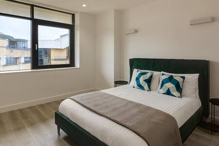 Stylish rooms in West london Room