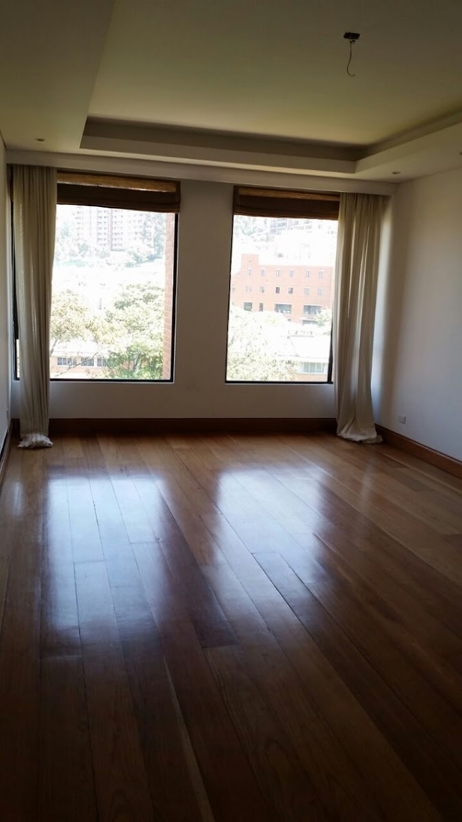 Apartamento En Venta - Santa Barbara Alta, Bogota