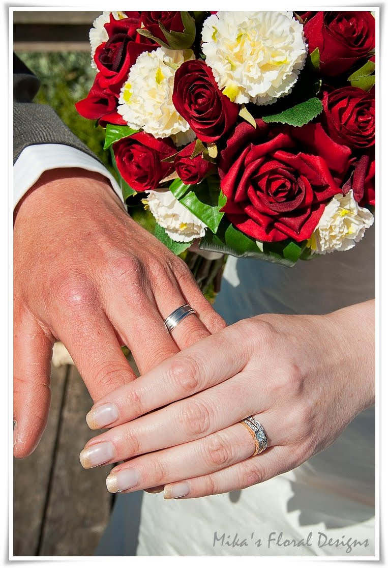 carnation wedding bouquets