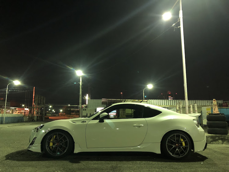 86の2018ベストショット・洗車場に関するカスタム事例の投稿画像2枚目