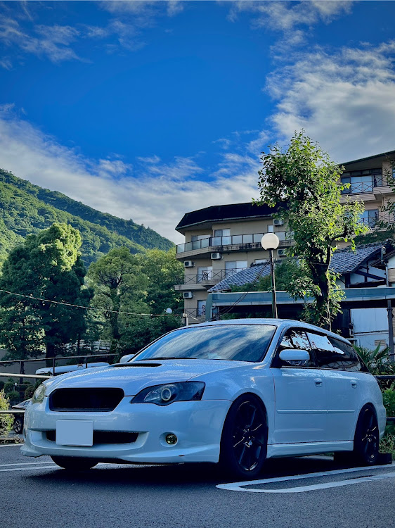 レガシィツーリングワゴンのspec.B・曇り空と愛車・梅雨の晴れ間に関するカスタム事例の投稿画像7枚目