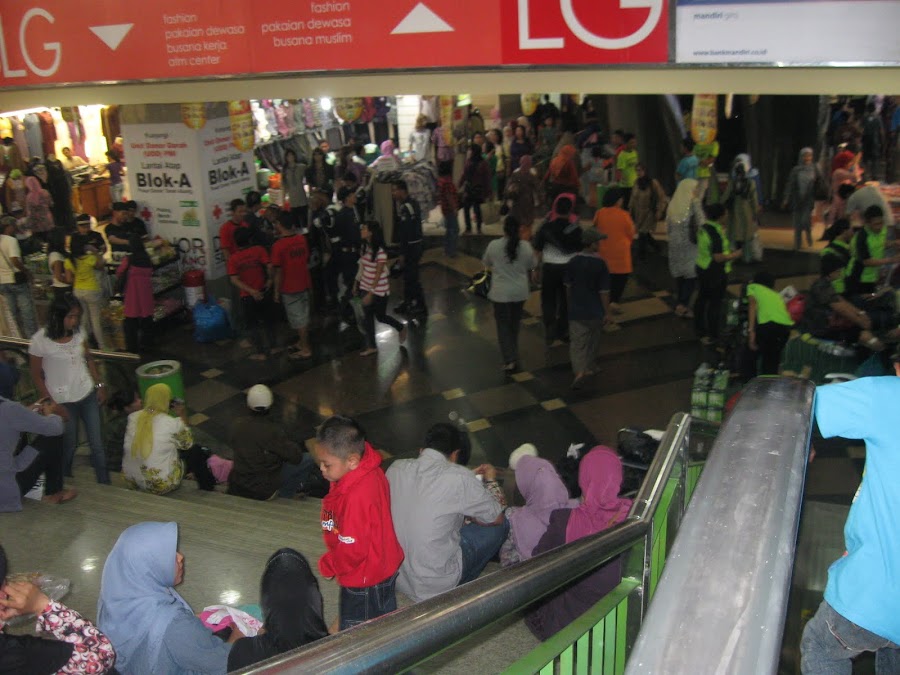 Pasar Tanah  Abang  Blok A Indonesia