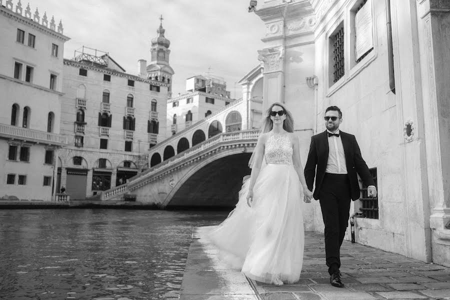 Fotógrafo de casamento Levente Szabó (leventeszabo). Foto de 15 de agosto 2023