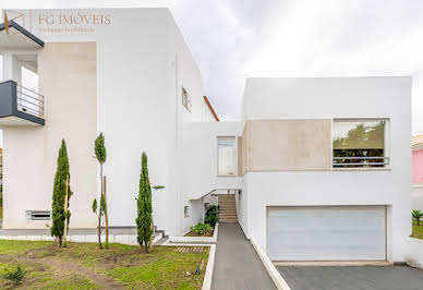 House with pool and terrace 3