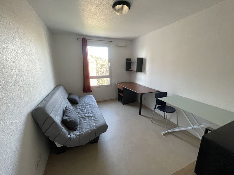 Location meublée appartement 1 pièce 17.79 m² à Amiens (80000), 405 €