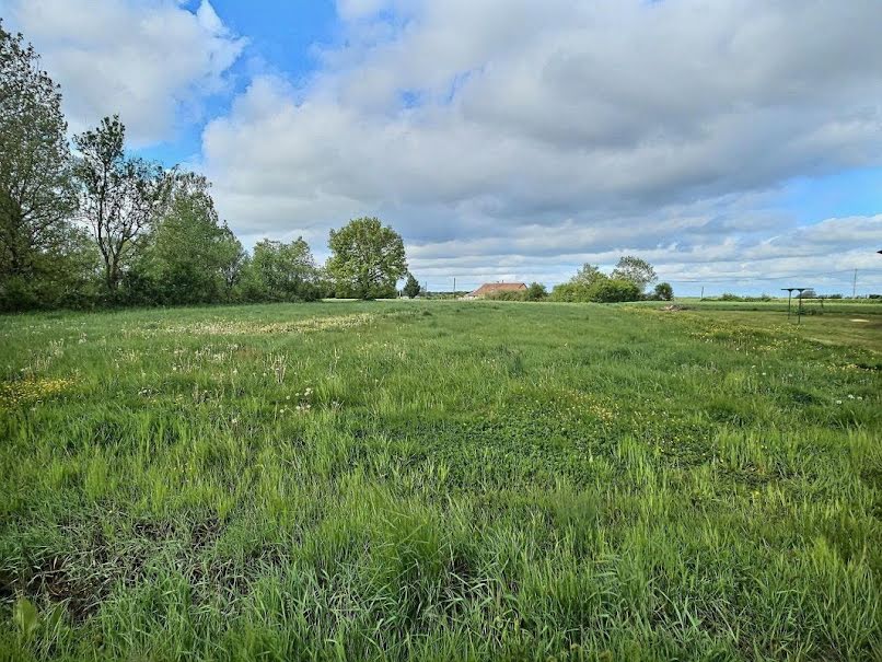 Vente terrain  4061 m² à Charette-Varennes (71270), 49 000 €