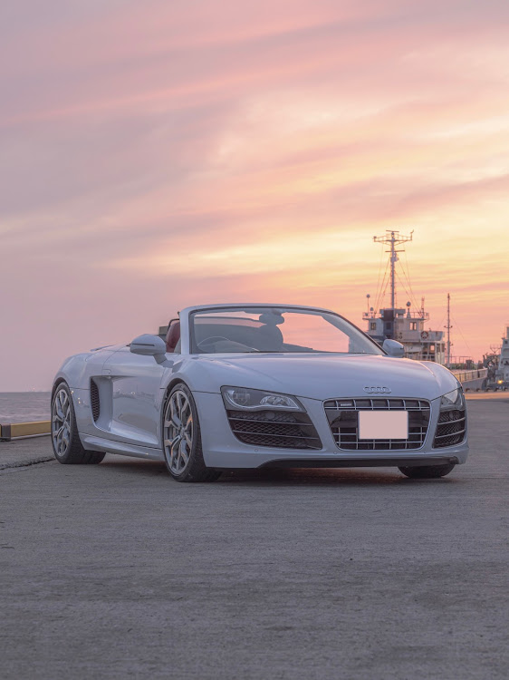 R8スパイダーの福岡・アウディ・R8・BMW・ドライブに関するカスタム事例の投稿画像1枚目
