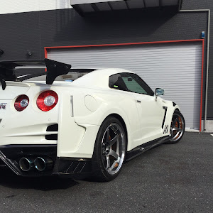 NISSAN GT-R R35