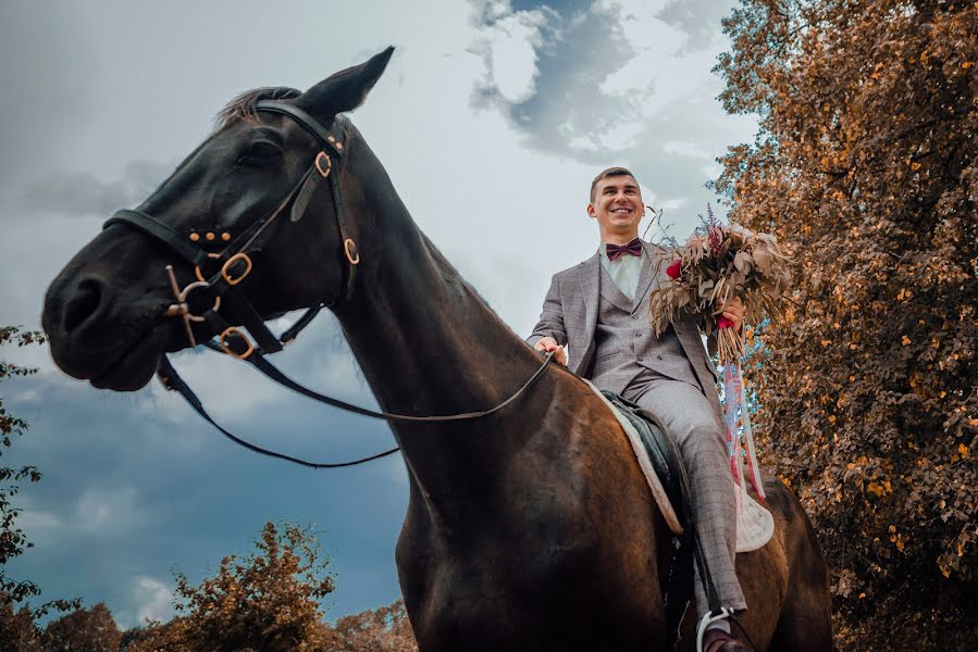 Wedding photographer Aleksandr Apanasovich (alexapanasovich). Photo of 3 May 2019